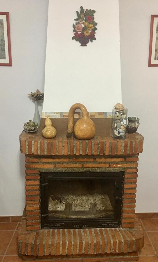 La Granada Pension Orgiva Buitenkant foto