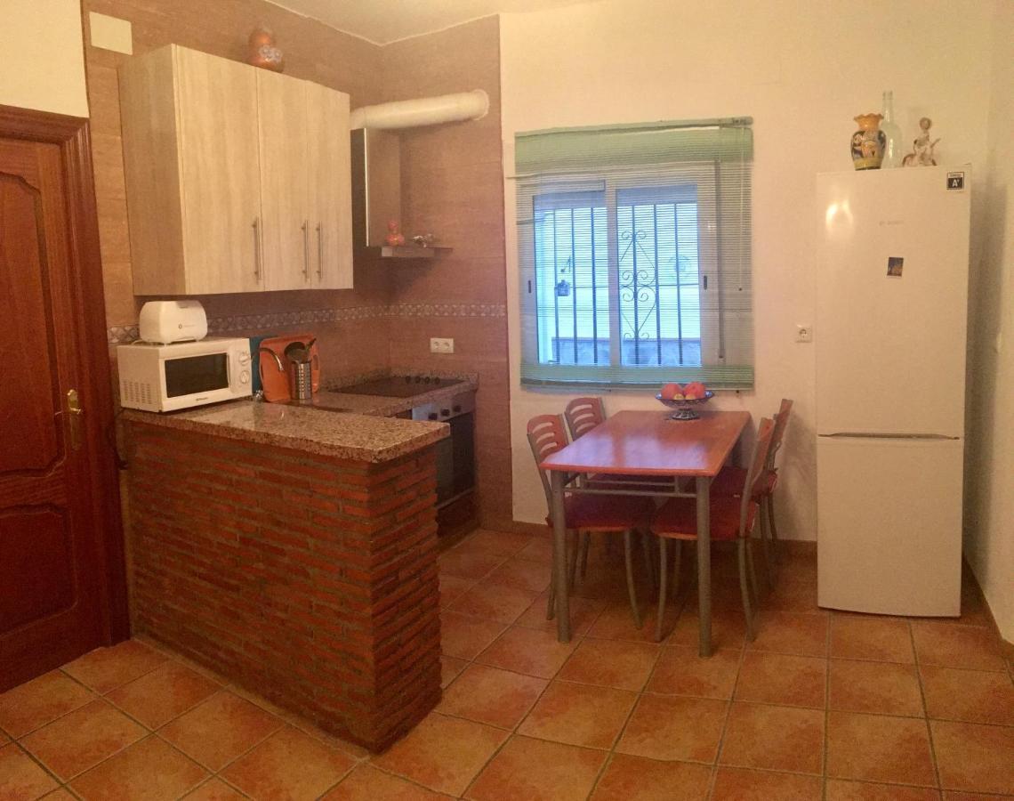 La Granada Pension Orgiva Buitenkant foto