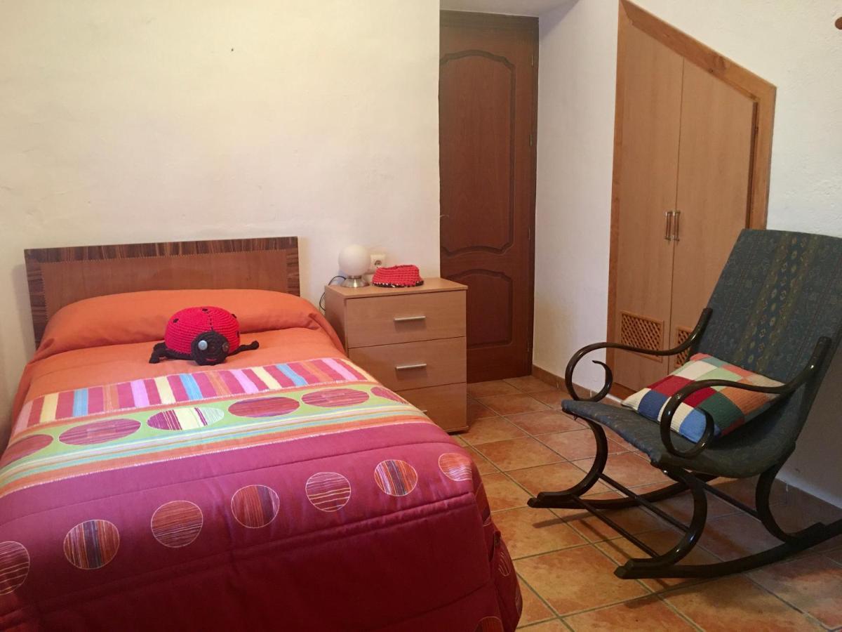 La Granada Pension Orgiva Buitenkant foto